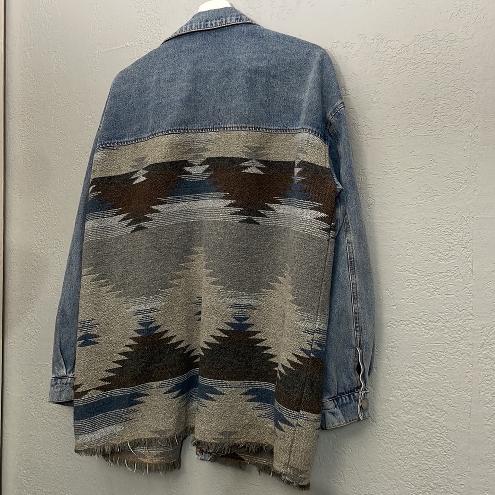 Aztec Design Distressed Denim Jacket - Picture 12 of 14